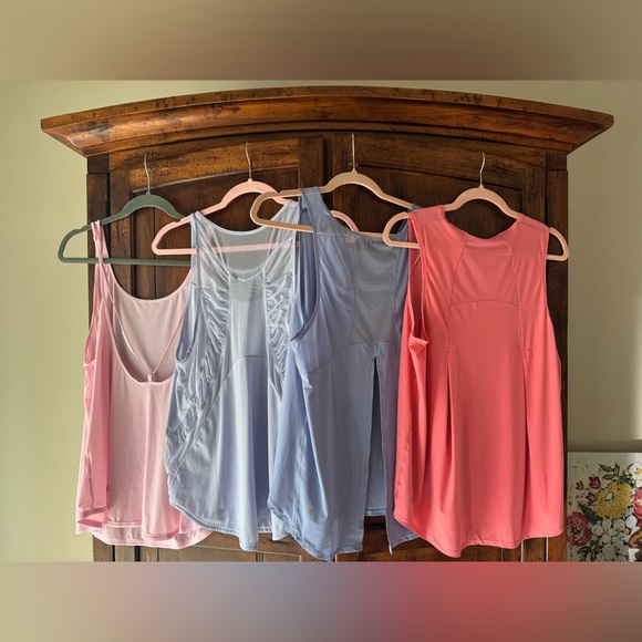 lululemon athletica bundle of 4 tank tops — bundle #11 - Picture 3 of 3